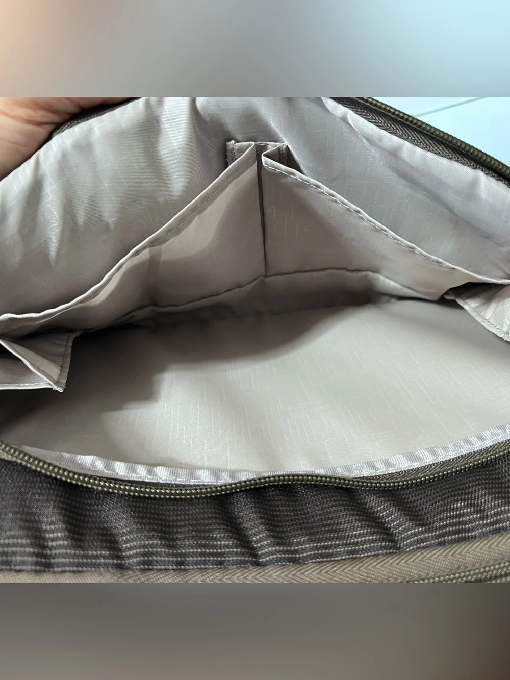 Tucano Gray Crossbody tablet Sling Bag for Men - Compact Everyday Carry